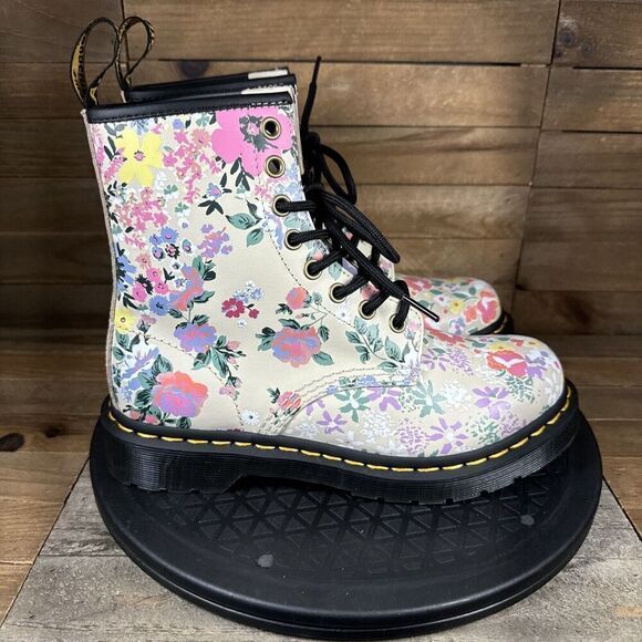 Dr. Martens Womens Size 6 Floral 1460 Mash Up Lace Up Boot Parchment Beige NWOB - Picture 1 of 10